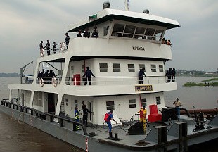 Bateaux et pièces de rechange
